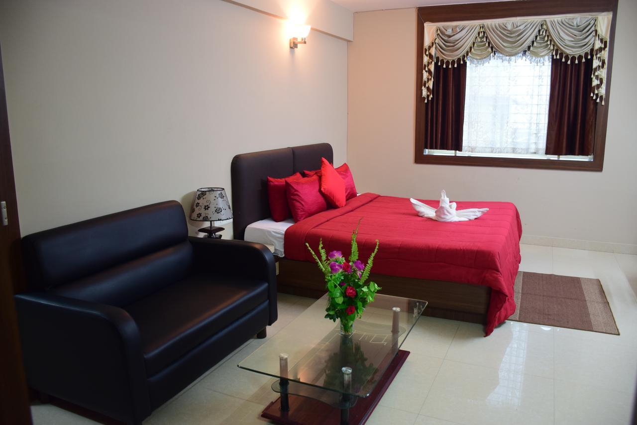 Hotel Landmark Пури Экстерьер фото